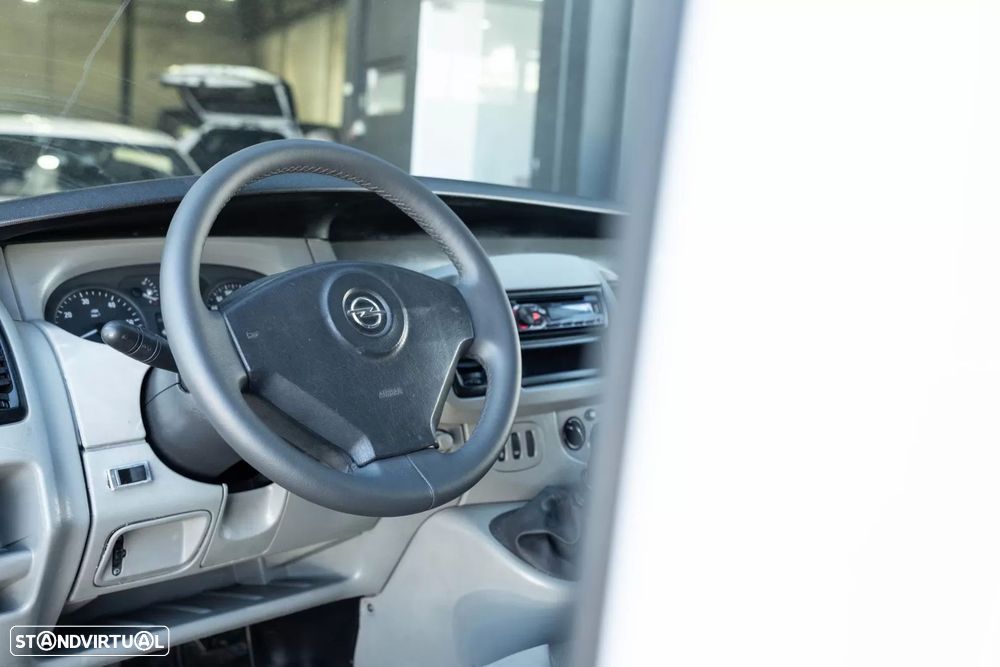 Opel vivaro - 10