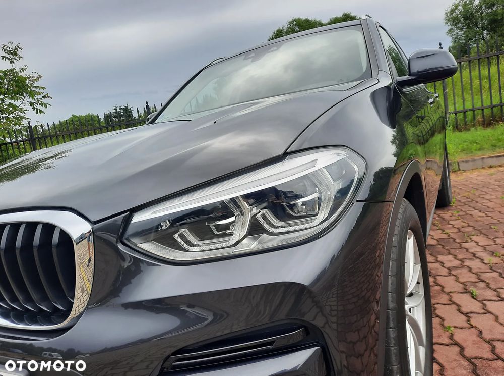 BMW X3 xDrive20i sport - 13