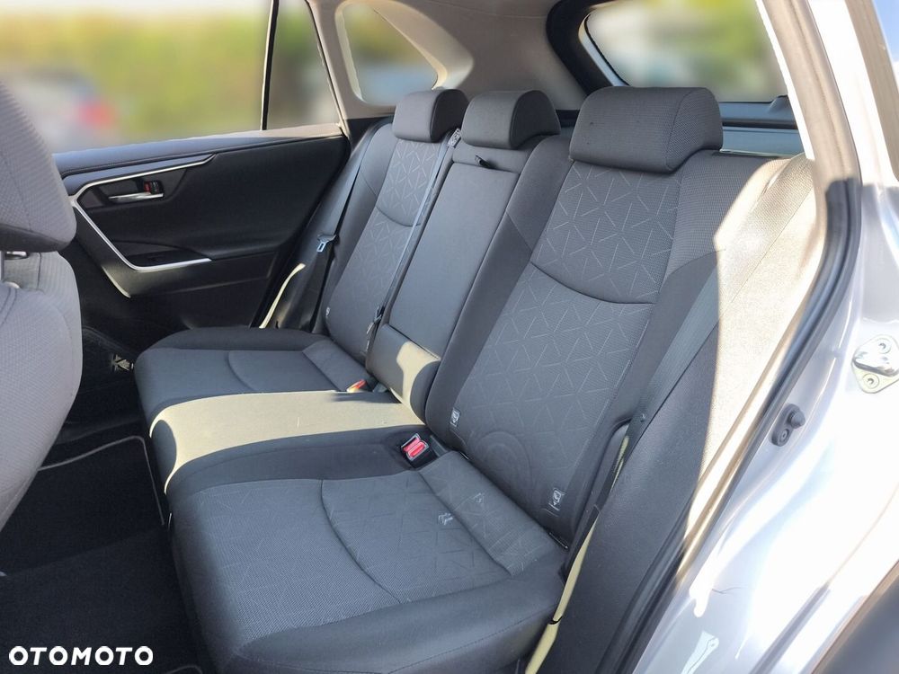 Toyota RAV4 - 13