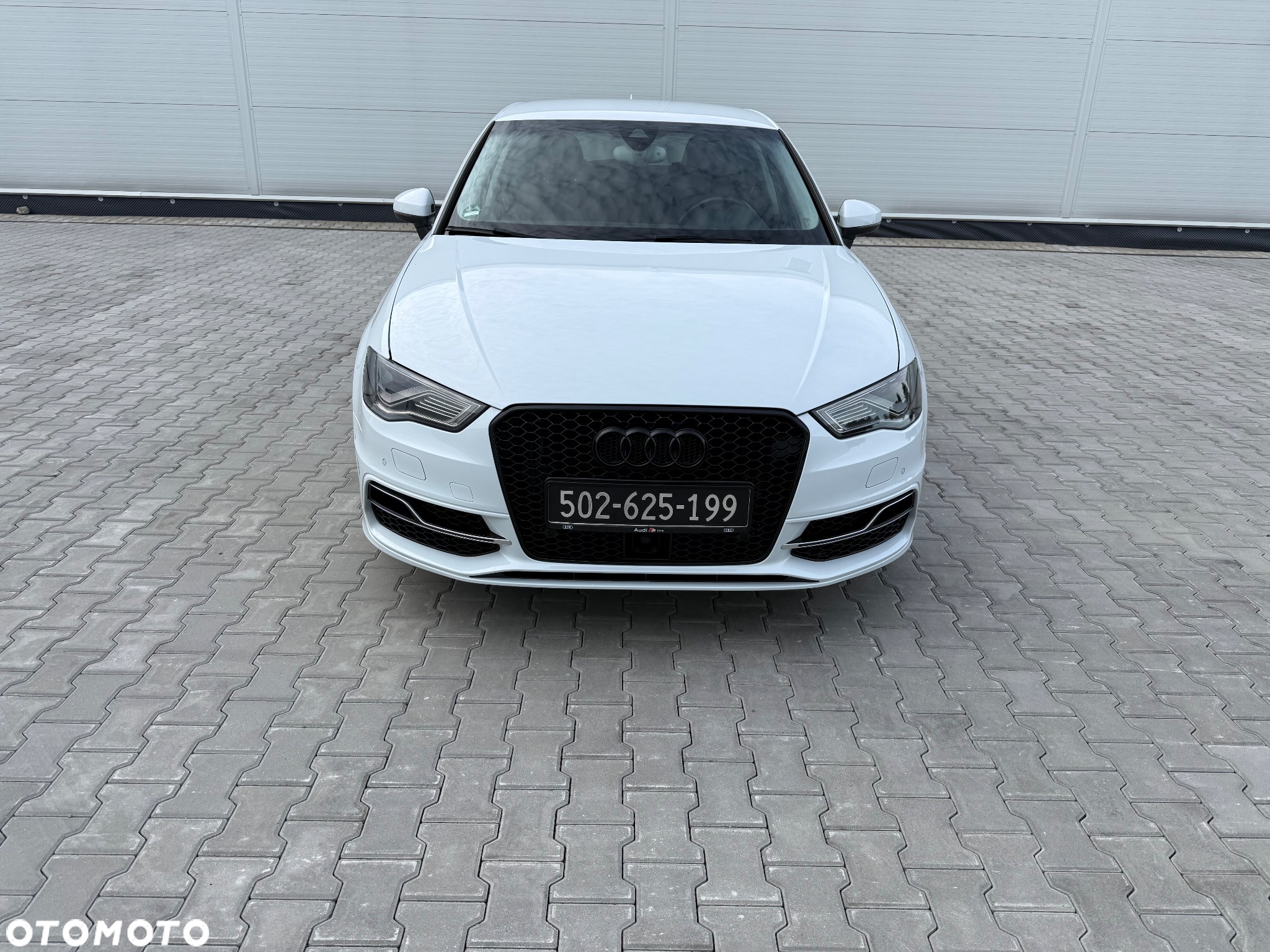 Audi A3 Sportback 1.4 TFSI S tronic S line Sportpaket - 2