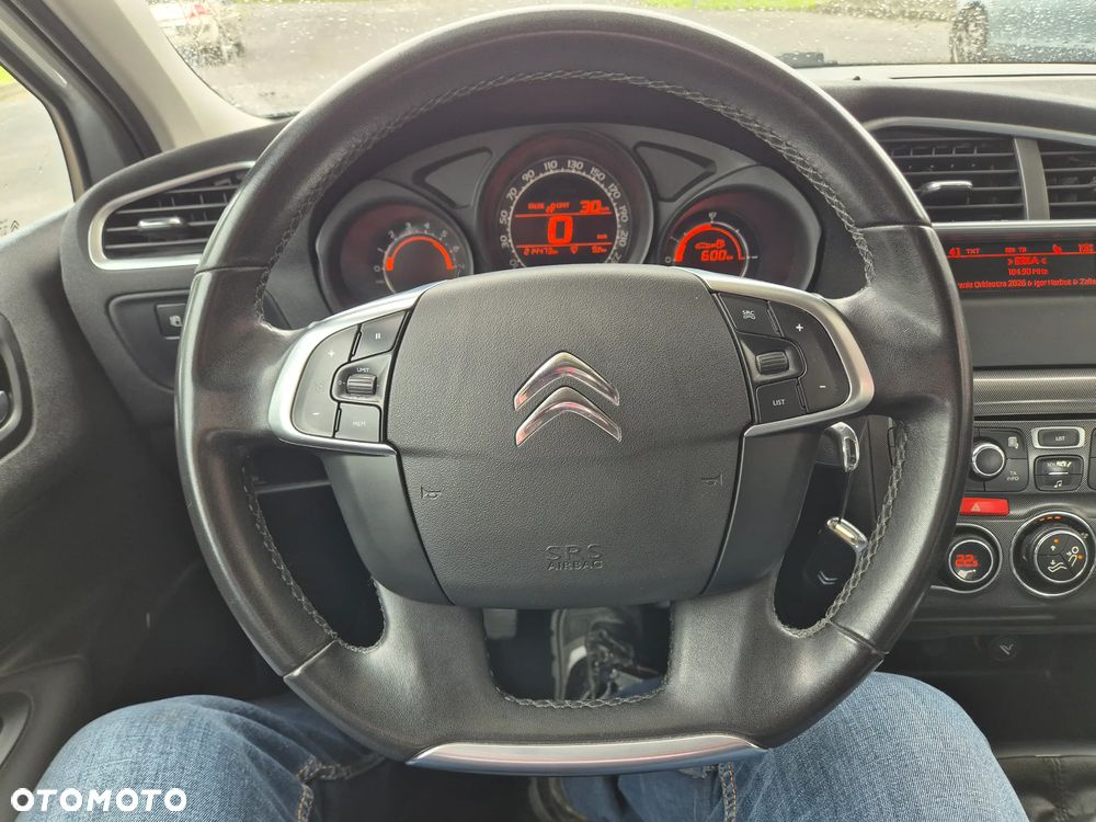 Citroën C4 HDi 90 Attraction - 27