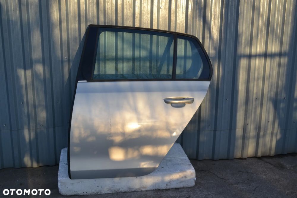 VW GOLF VI HB DRZWI TYŁ TYLNE LEWE KOMPLETNE POMORSKIE - 1