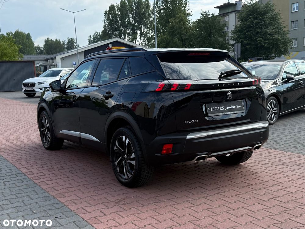 Peugeot 2008 PureTech 130 Allure - 16