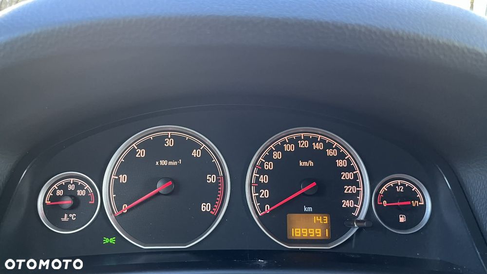 Opel Vectra 1.9 CDTI DPF Cosmo - 5