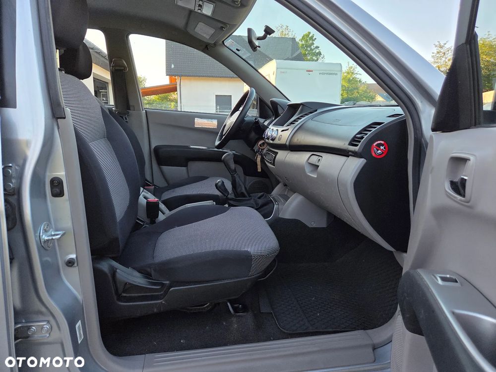 Mitsubishi L200 Pick Up 4x4 Intense Double Cab - 9
