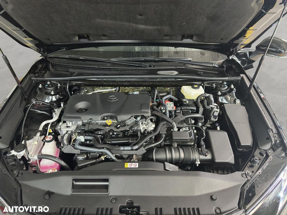 Toyota Camry 2.5 HEV Luxury - 29