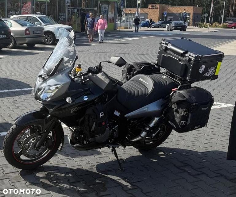 Suzuki V-STROM - 24