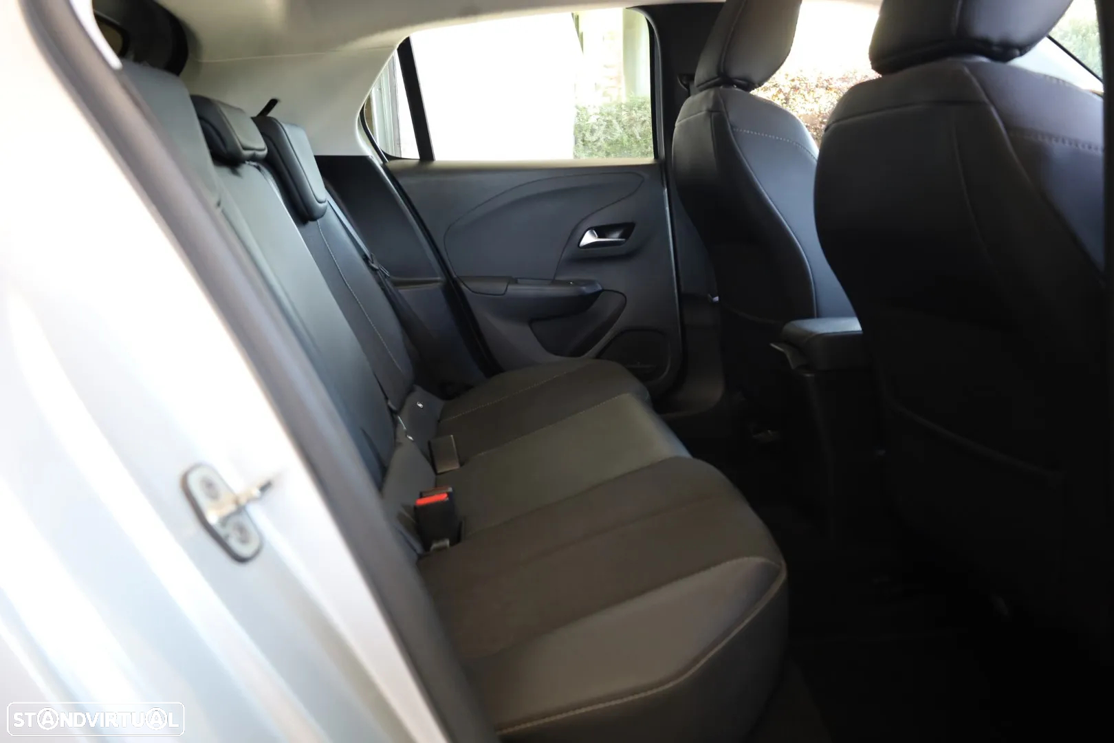 Opel Corsa 1.2 T Elegance - 44