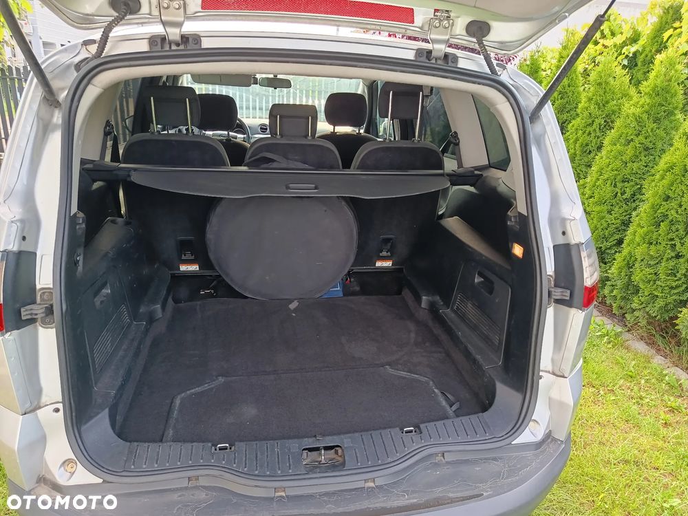 Ford S-Max 2.0 TDCi Ambiente - 11