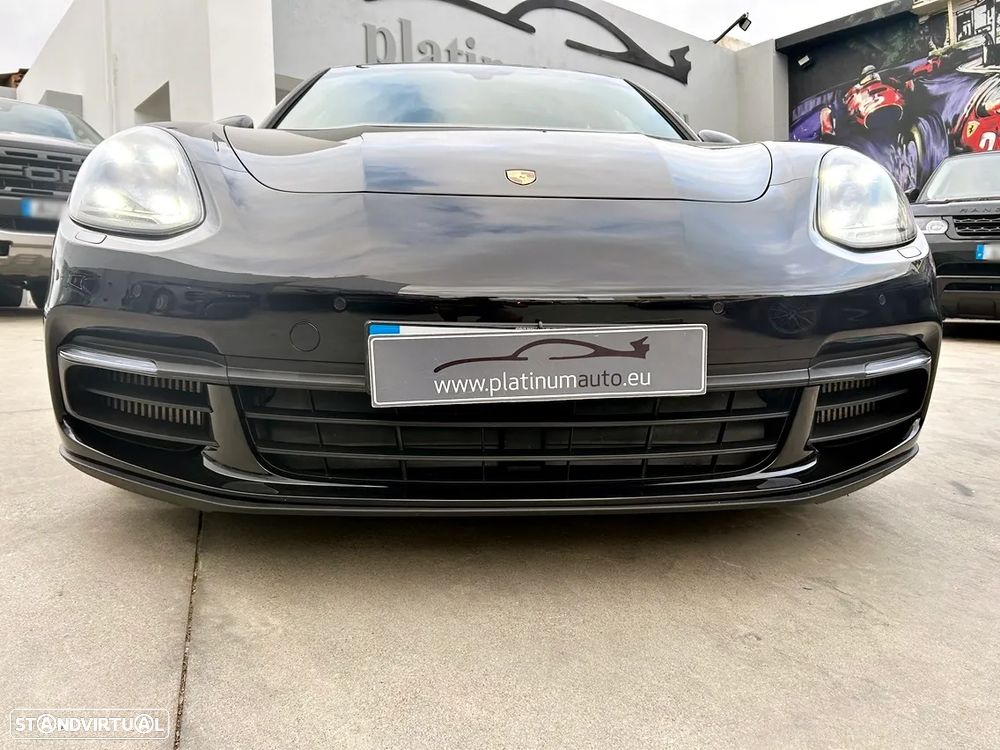 Porsche Panamera 4 E-Hybrid - 57