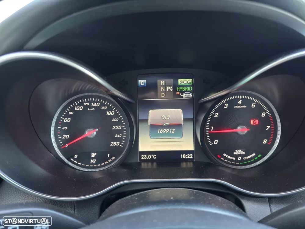 Mercedes-Benz C 350 e - 11