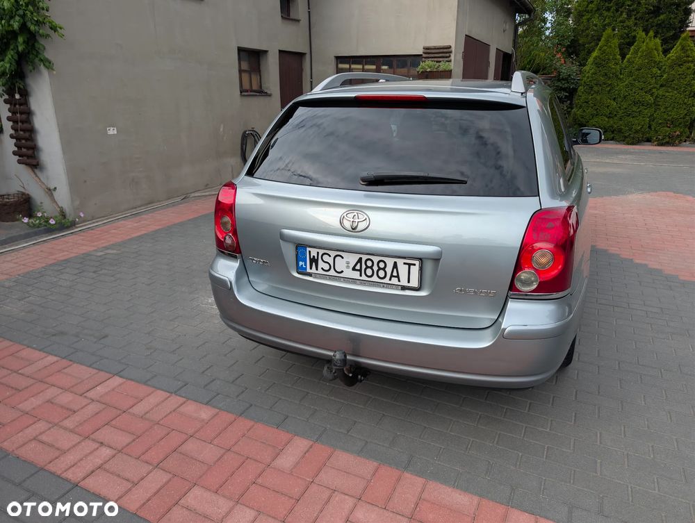 Toyota Avensis 2.0 VVT-i Sol - 6
