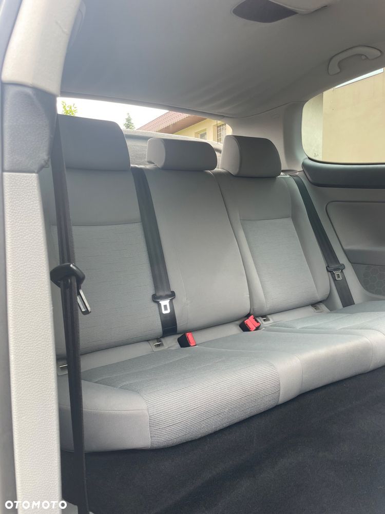 Volkswagen Golf 1.9 TDI Comfortline - 12