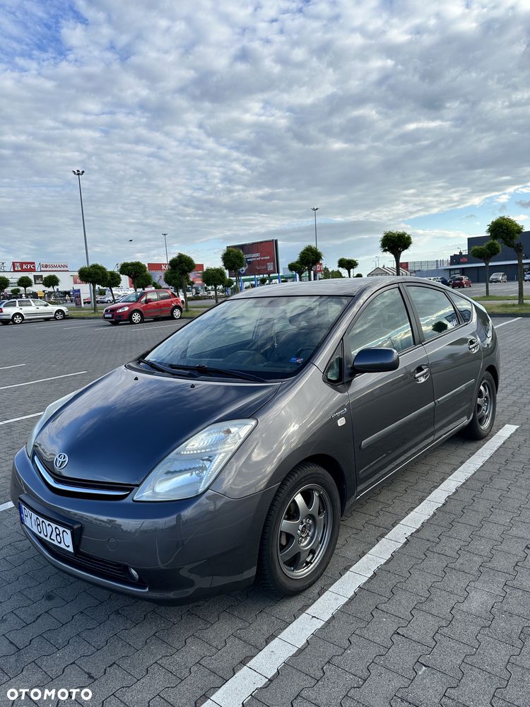 Toyota Prius - 1
