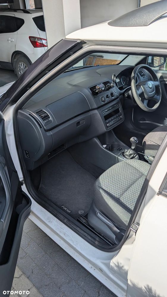 Skoda Fabia - 11
