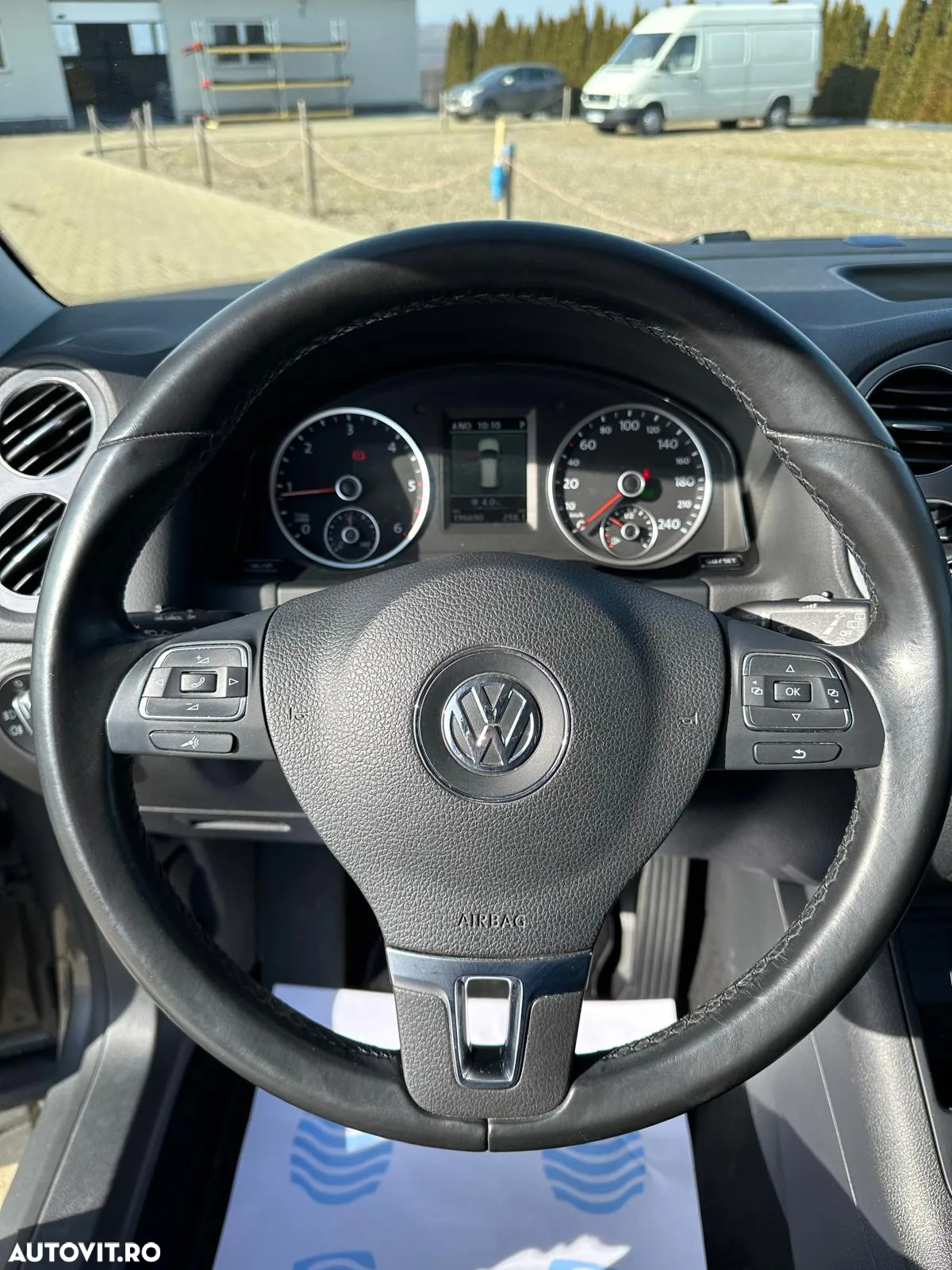 Volkswagen Tiguan 2.0 TDI 4Motion DSG Sport & Style - 17