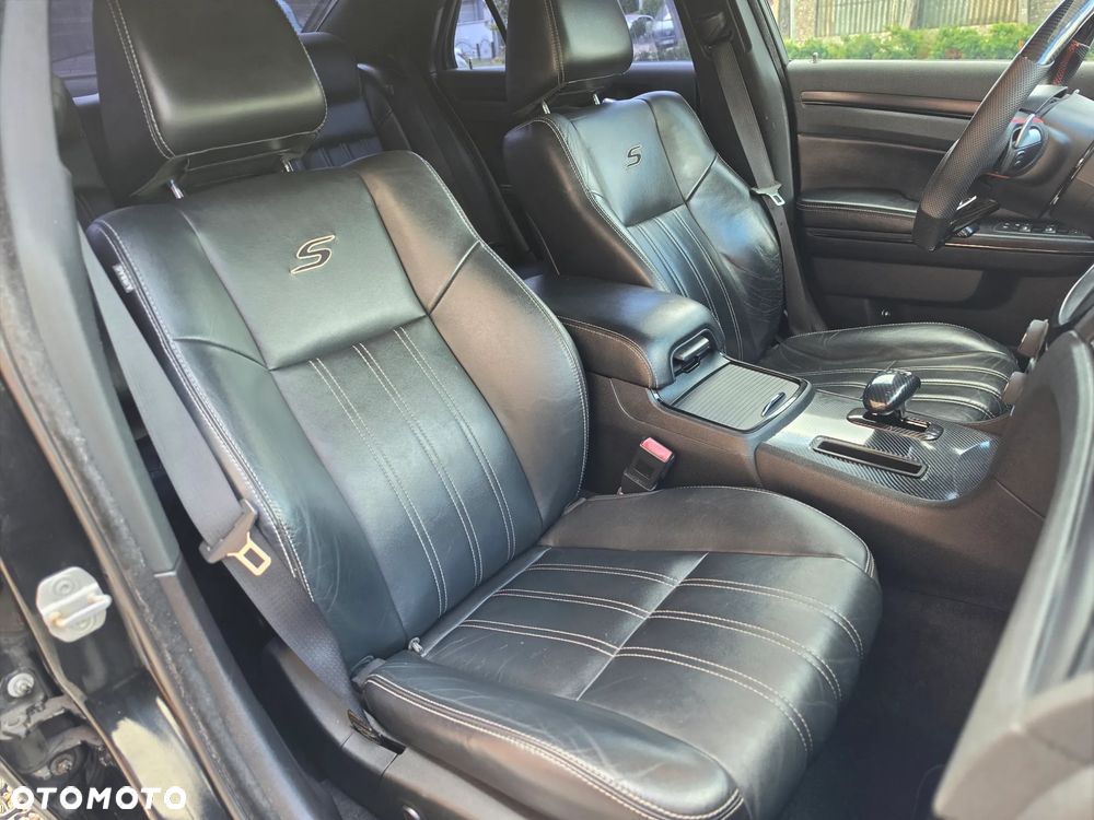 Chrysler 300 - 6