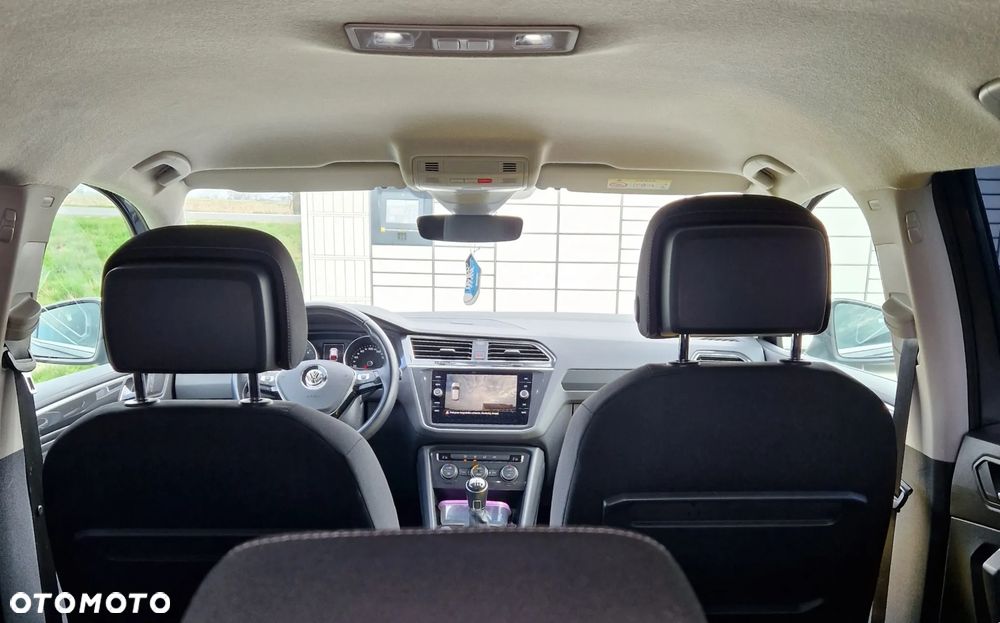 Volkswagen Tiguan - 10