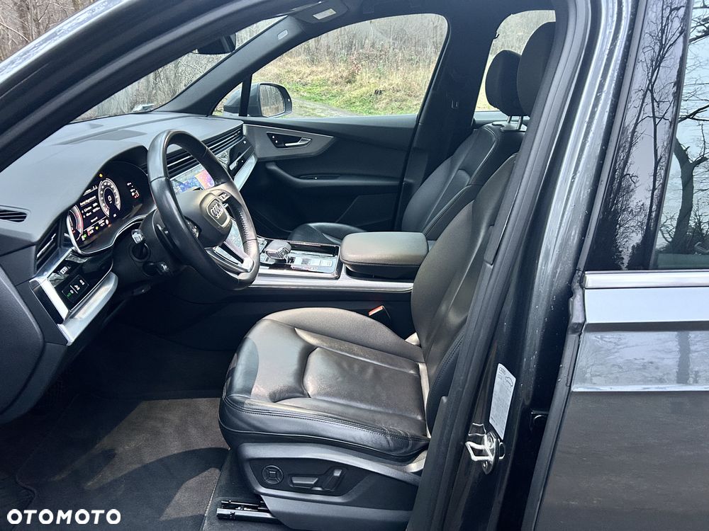 Audi Q7 - 19