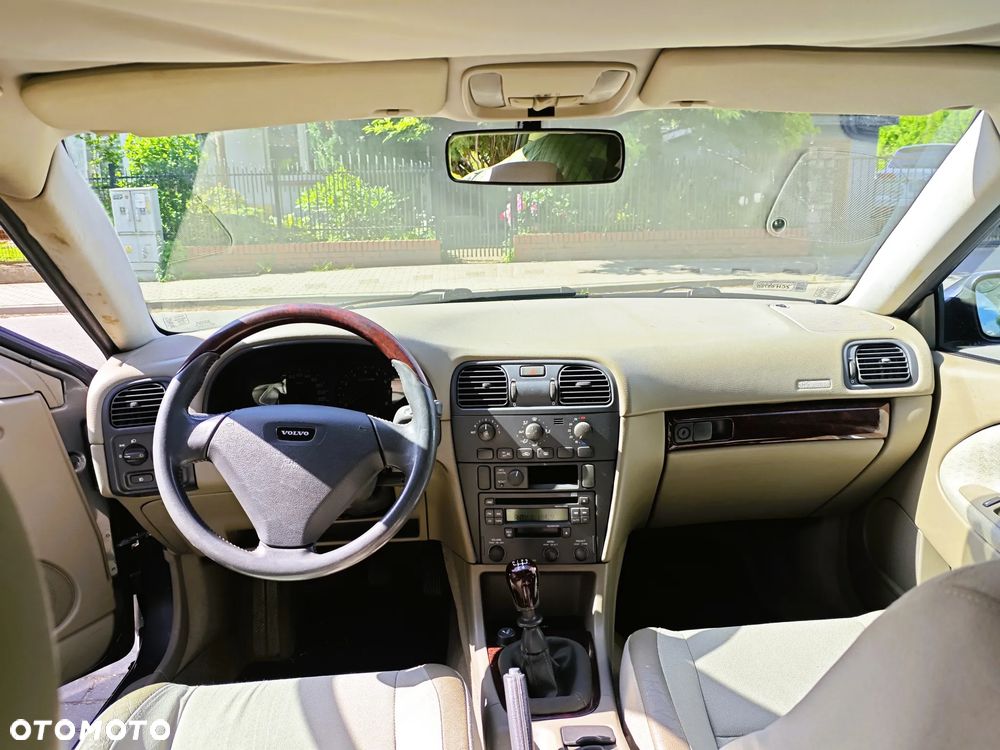 Volvo V40 1.6 - 6