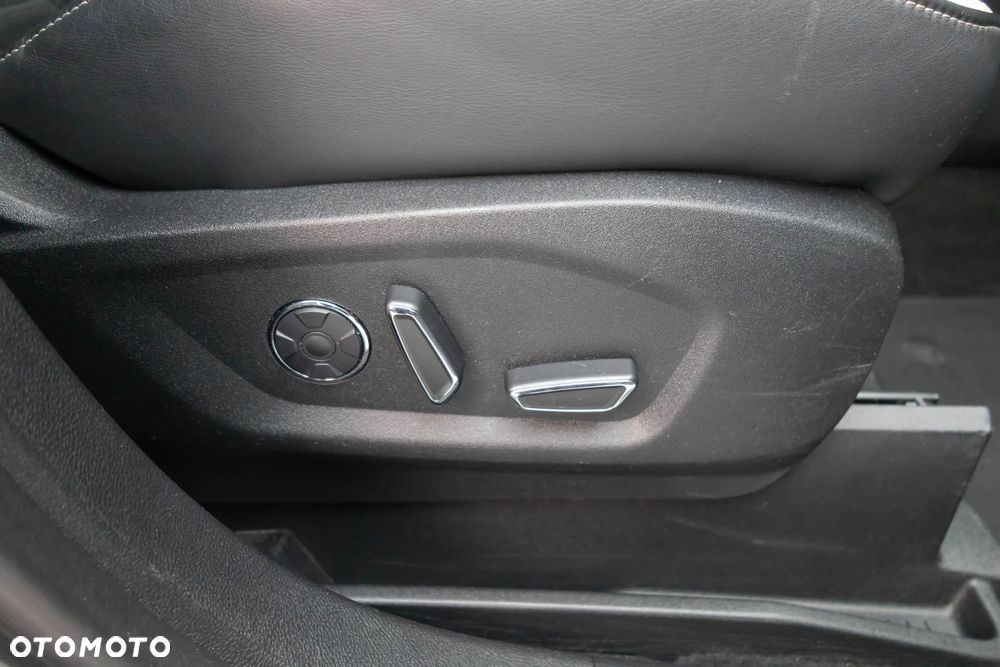 Ford S-Max 2.0 TDCi Bi-Turbo Vignale PowerShift - 34