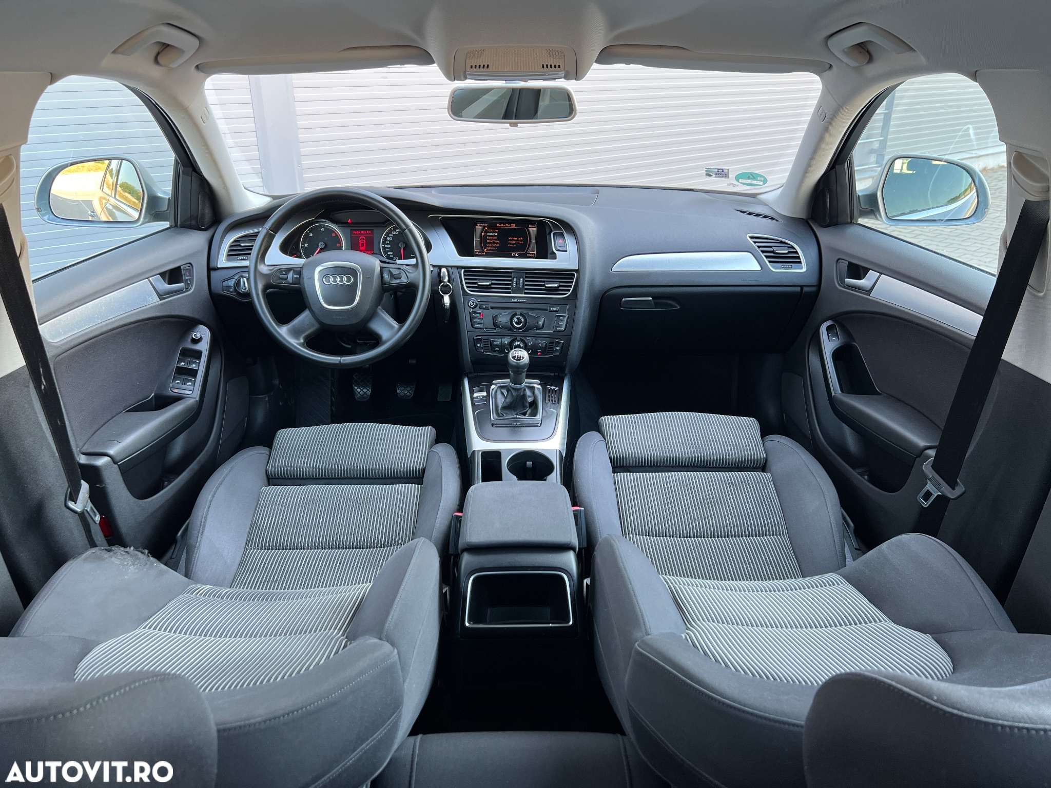 Audi A4 2.0 TDI Avant - 8