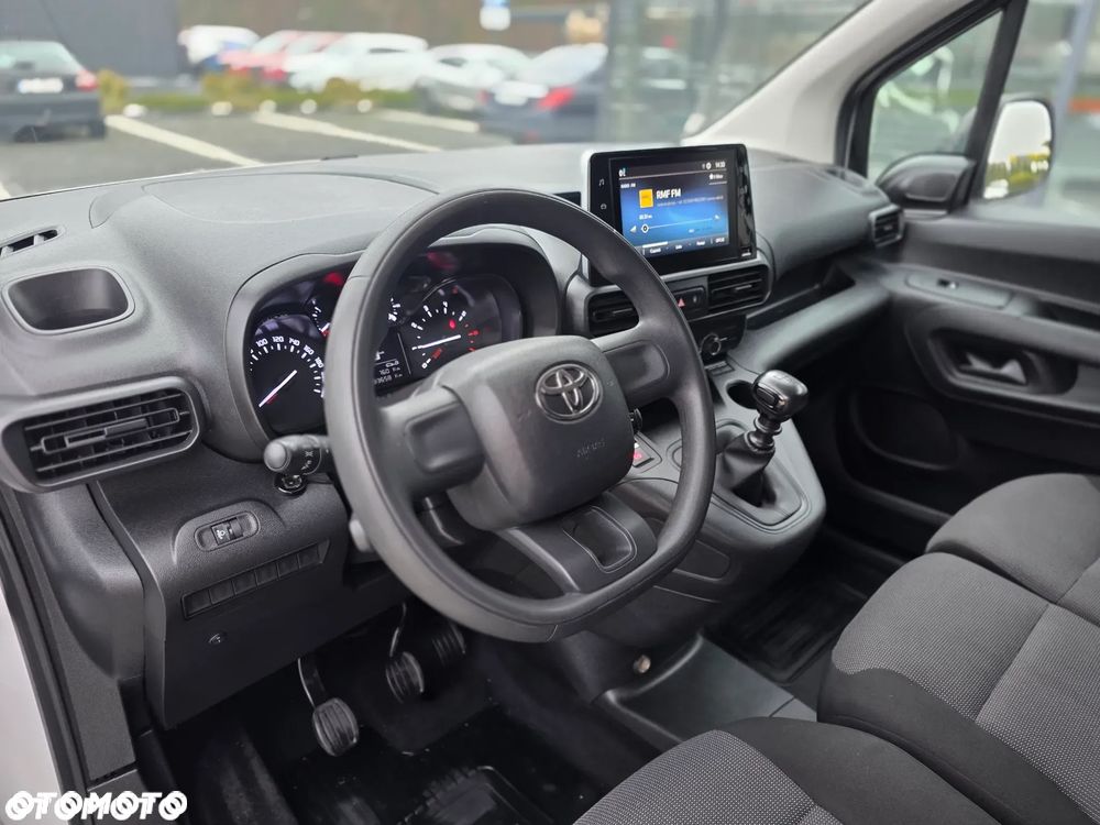 Toyota Proace City 2.0t 1.5 D-4d 100KM  Furgon Blaszak BEZWYPADKOWA z Polskiego Salonu I Pierwszy i Jedyny Właściciel I Pełna Faktura Vat 23% - 14
