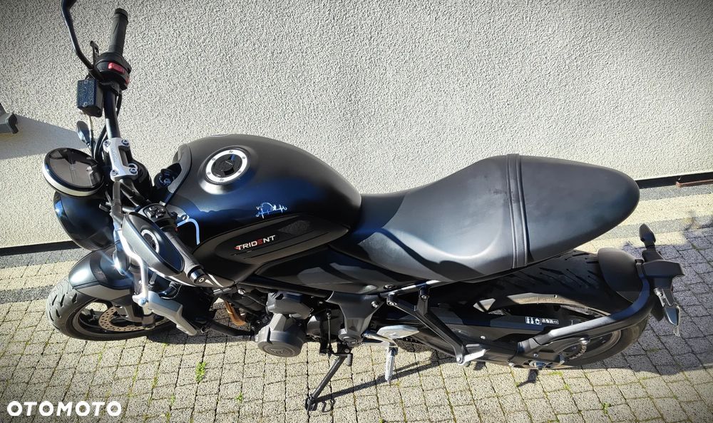 Triumph Trident - 15