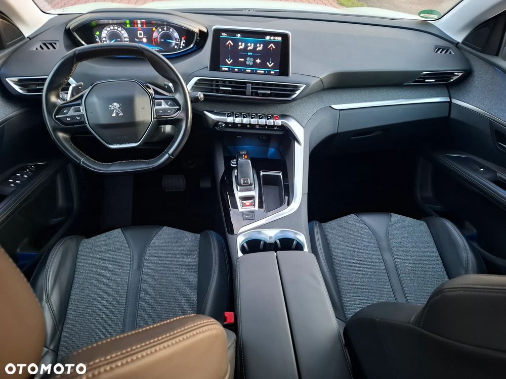 Peugeot 5008 THP 165 EAT6 Stop & Start Allure - 27