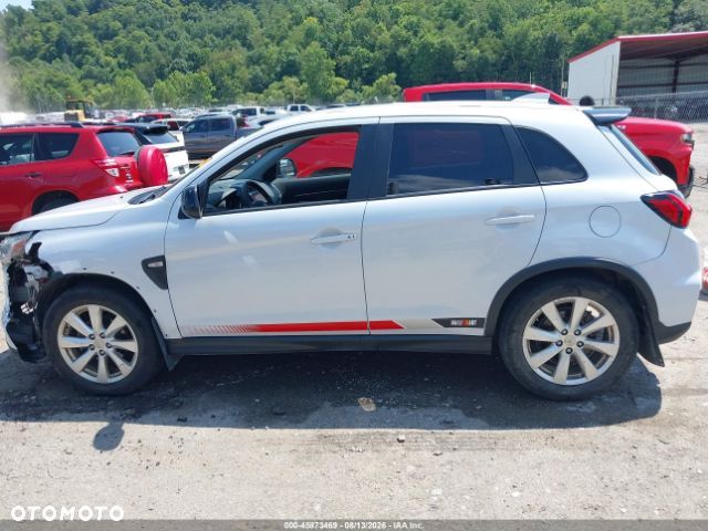 Mitsubishi ASX - 12