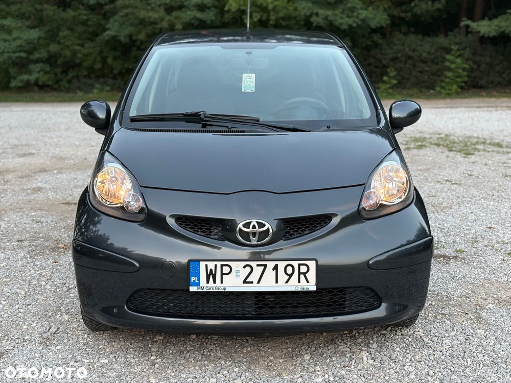 Toyota Aygo 1.0 VVT-i Sol EU5 - 2