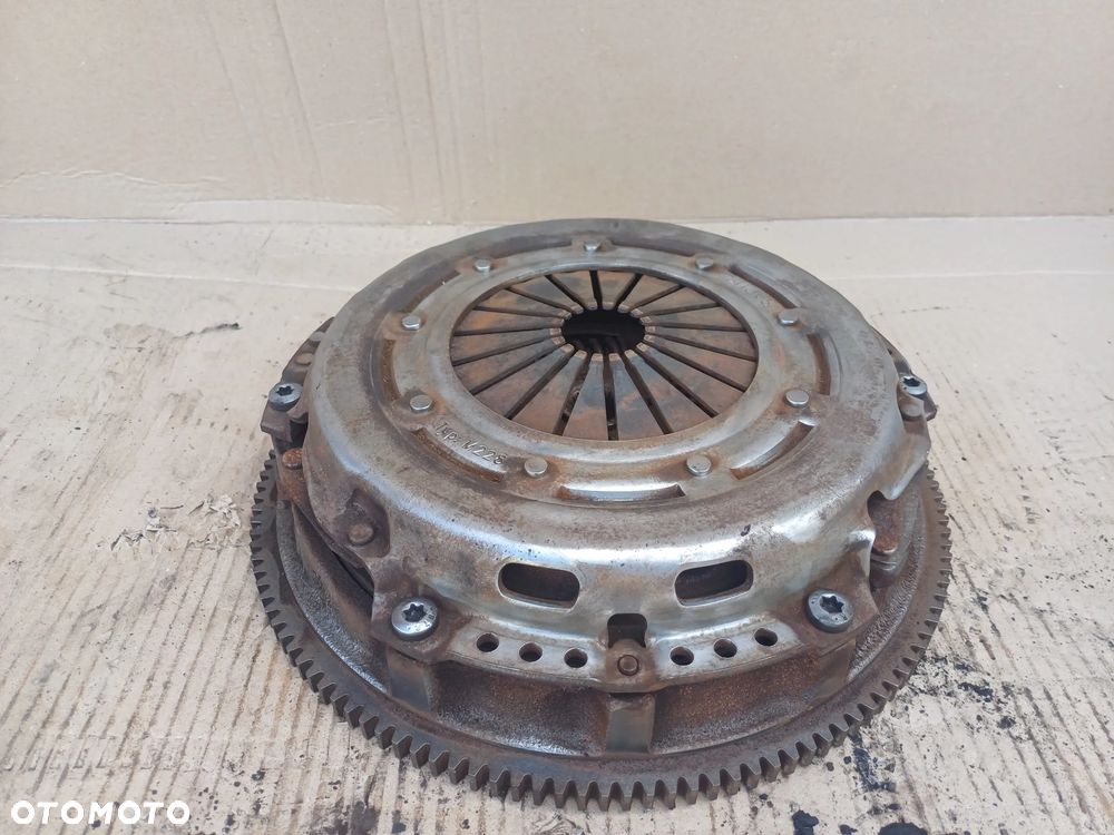 Koło zamachowe sprzęgło Citroen Berlingo III 1.6 VTi 9800251080 - 1