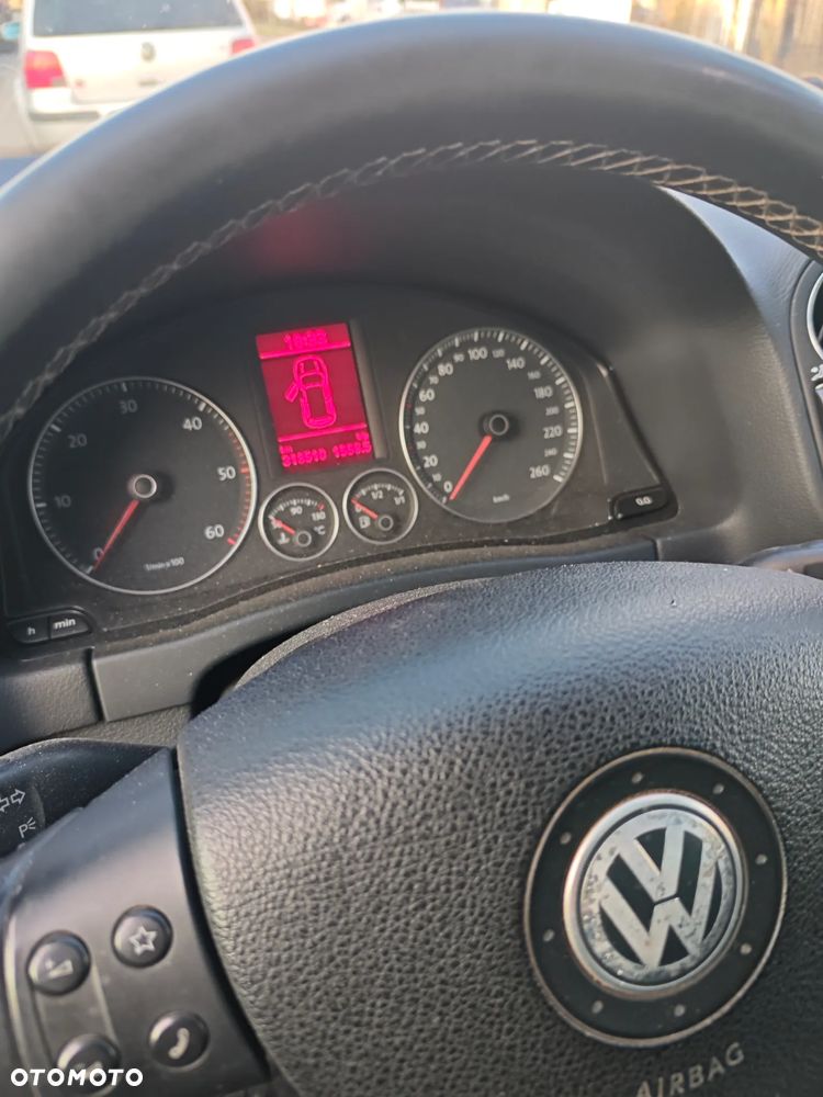 Volkswagen Golf Plus 1.9 TDI DPF United - 21