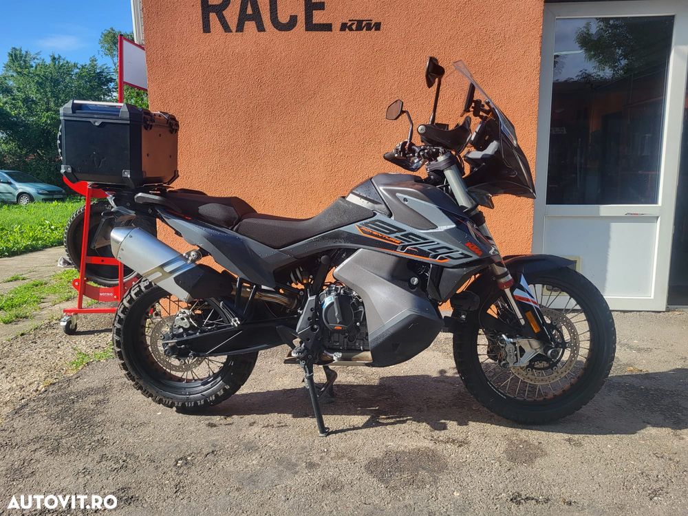 KTM 890 Adventure - 1