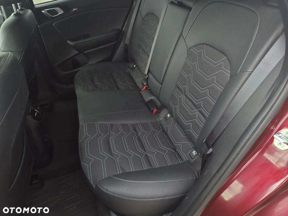 Kia XCeed 1.6 T-GDI Tribute DCT - 22
