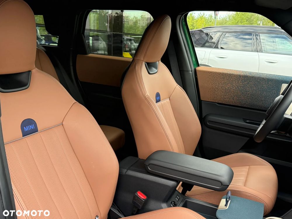 MINI Countryman S ALL4 mHEV Linia Favoured - 19