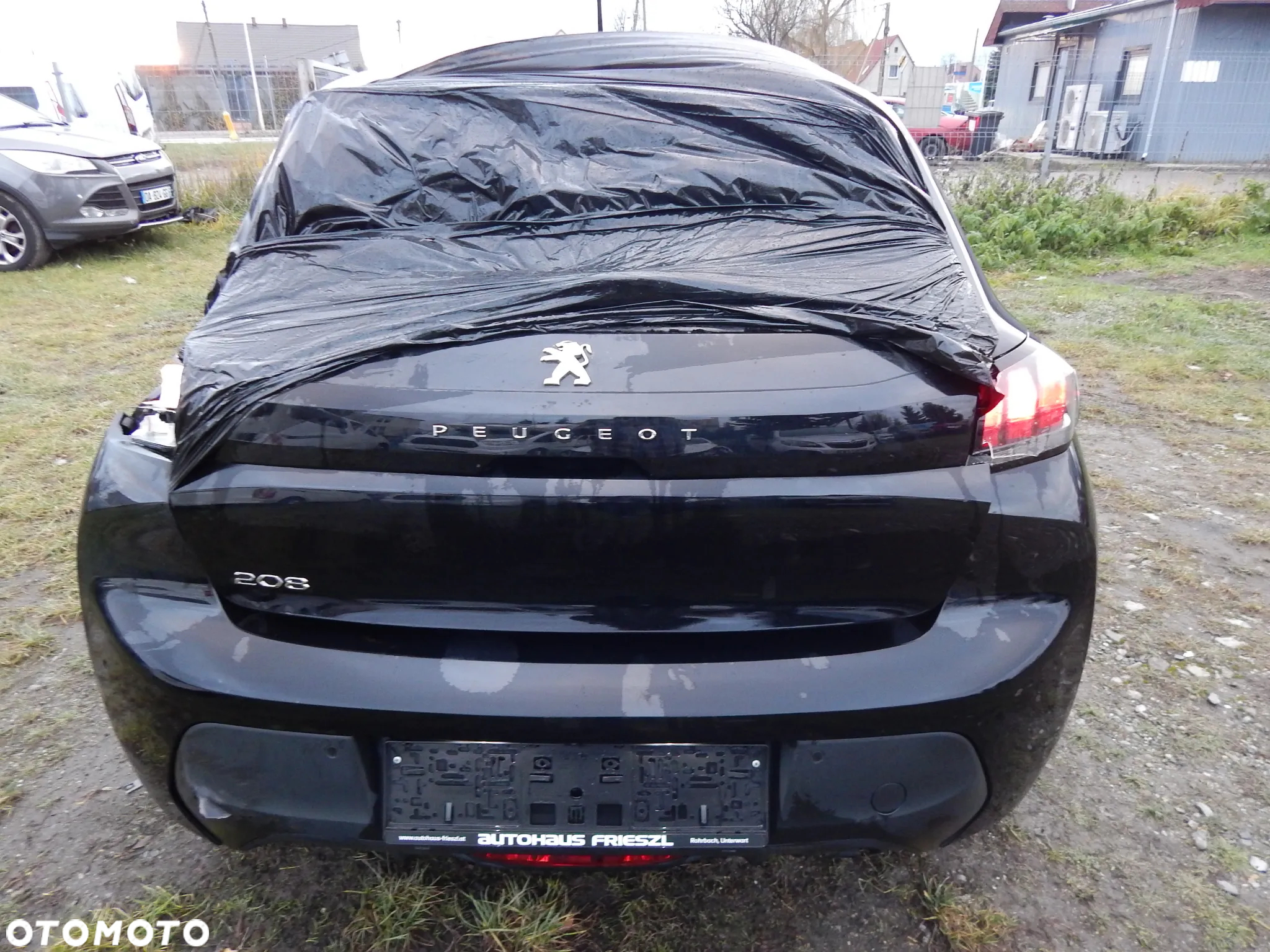 Peugeot 208 - 4