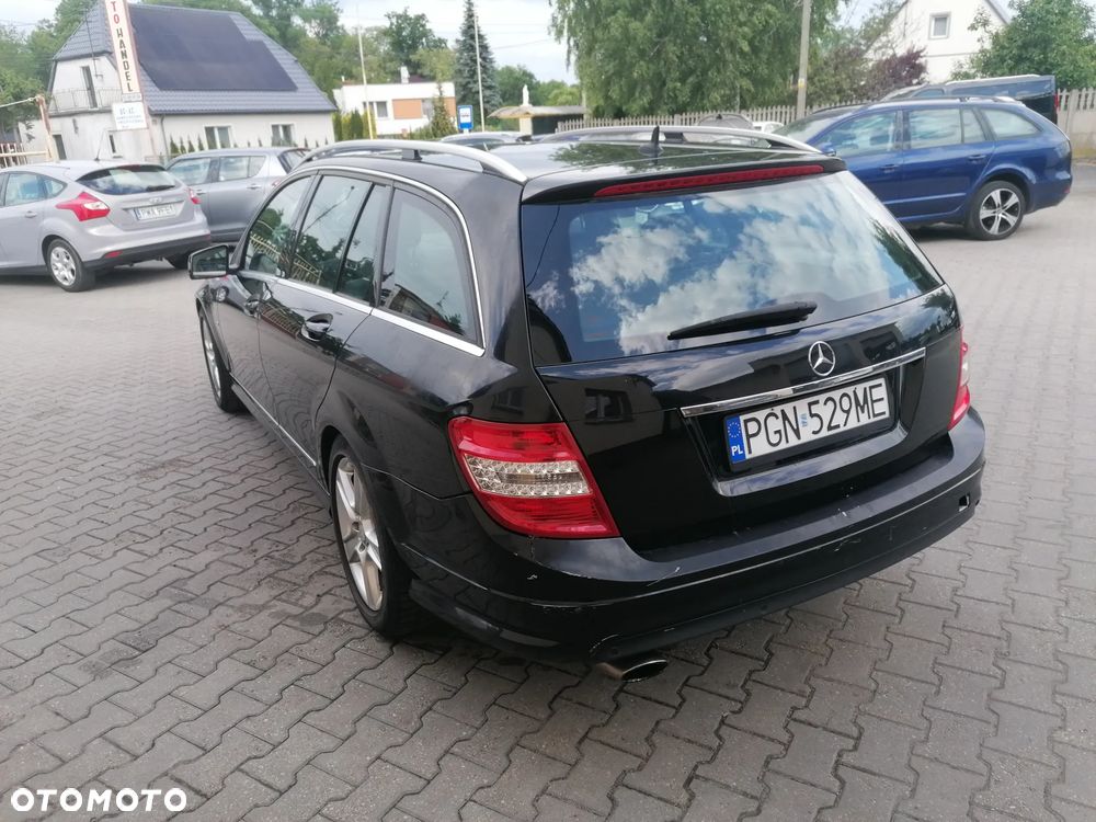 Mercedes-Benz Klasa C 220 CDI DPF (BlueEFFICIENCY) Avantgarde - 5