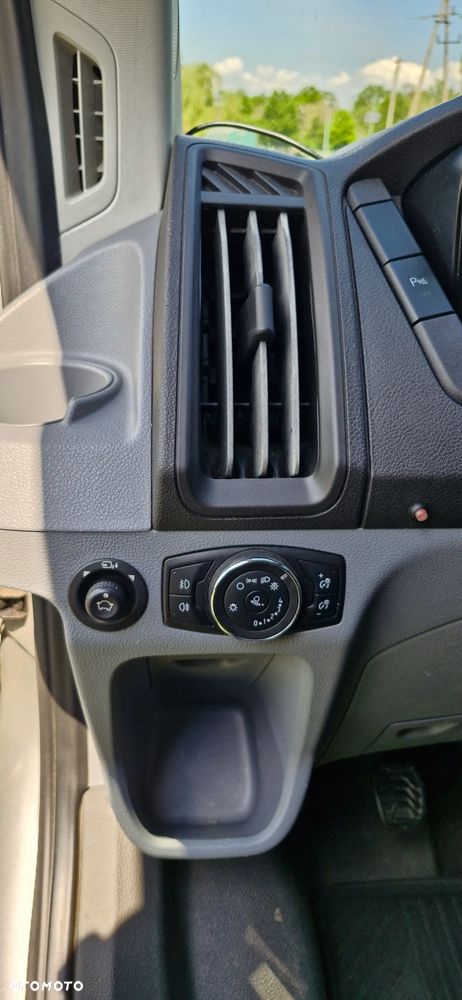 Ford Transit - 15
