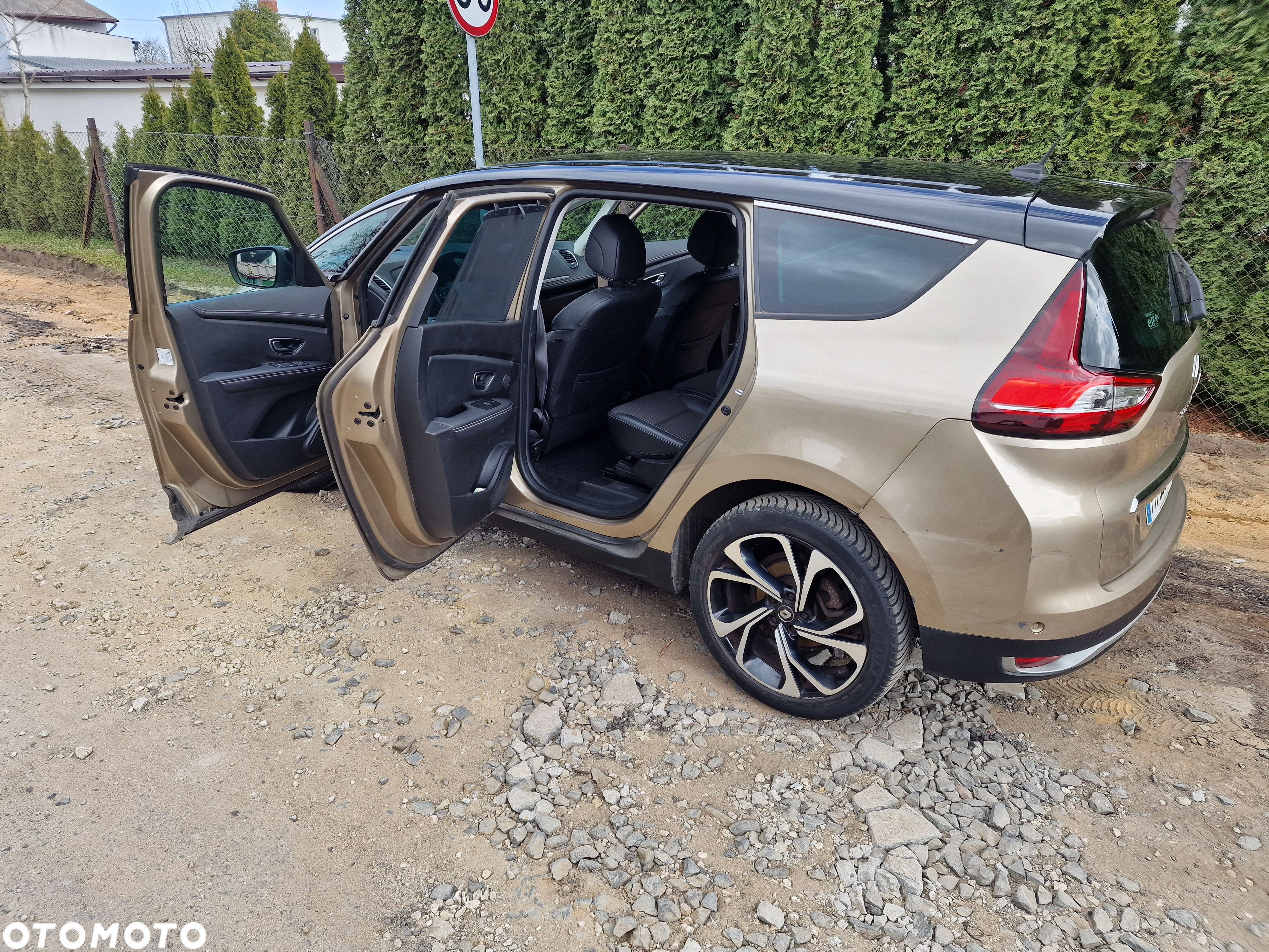 Renault Grand Scenic TCe 160 GPF BOSE EDITION - 21