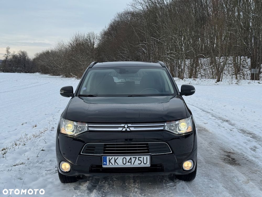 Mitsubishi Outlander 2.0 4WD Top - 2