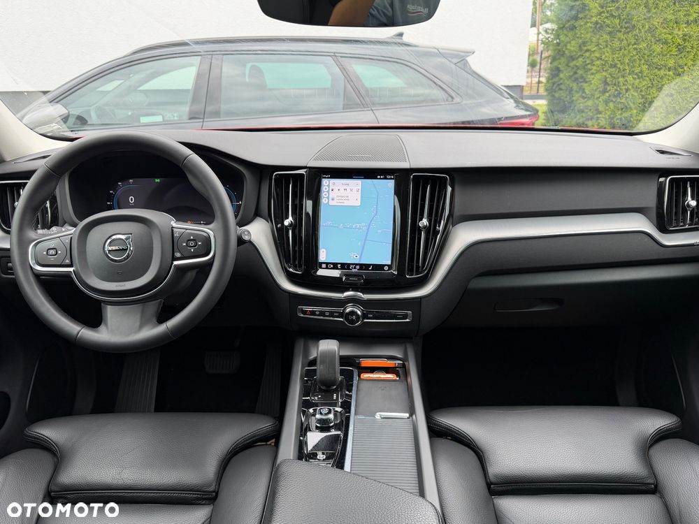 Volvo XC 60 T6 Plug-In Hybrid AWD Inscription - 40