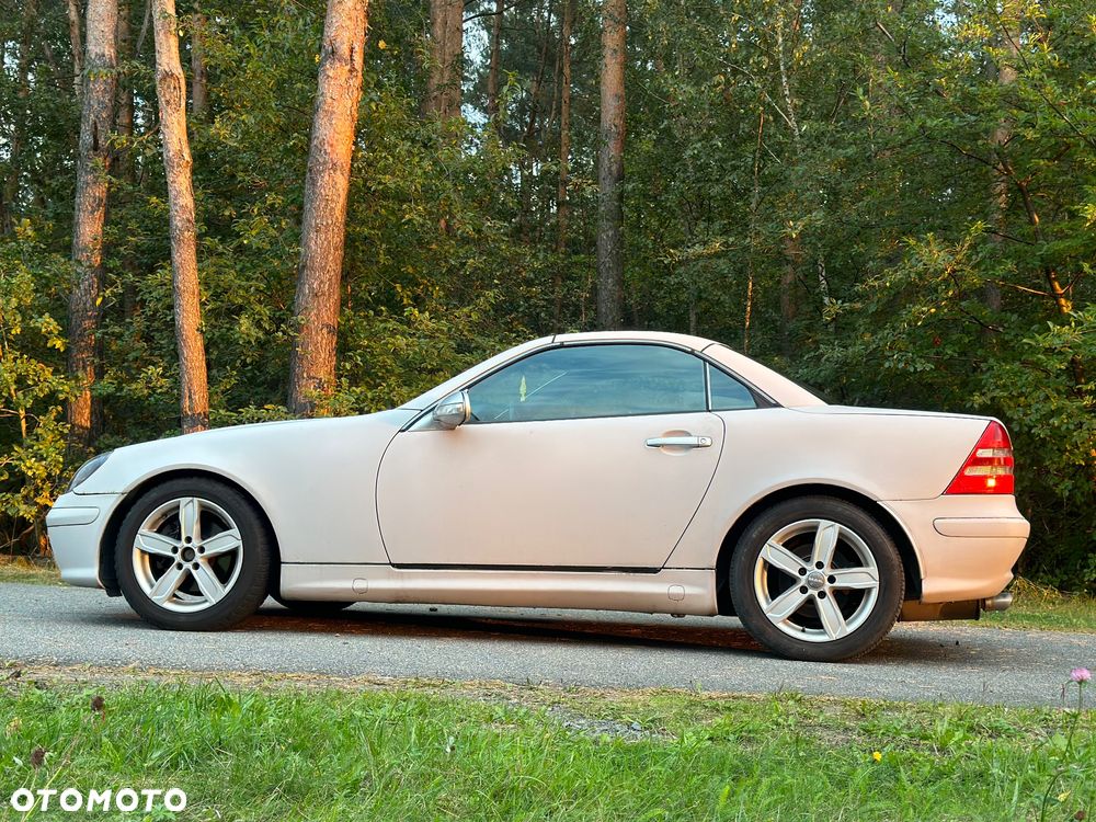 Mercedes-Benz SLK - 12