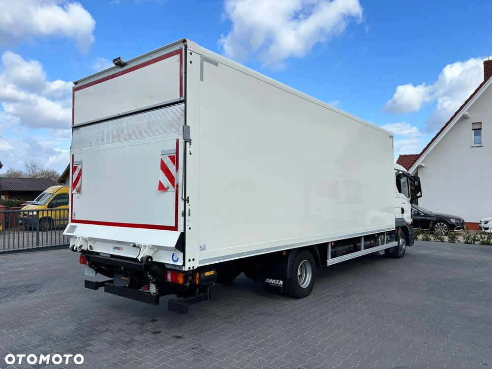 MAN TGL 12.250 Kontener Dł 7,25 m 18 Palet Kabina Sypialna - 11