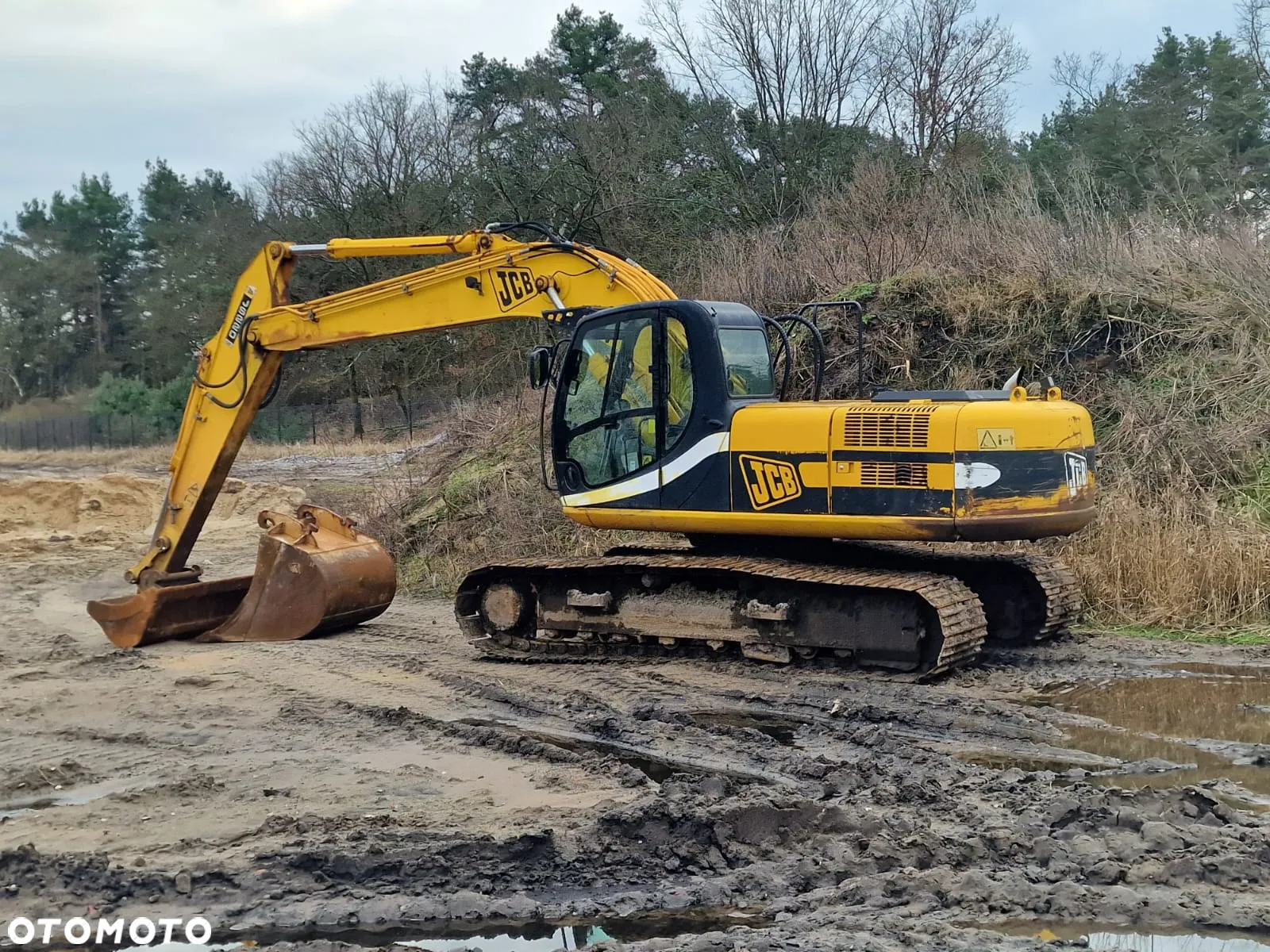 JCB JS 220 - 3