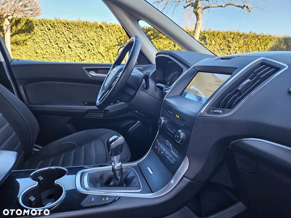 Ford Galaxy 2.0 TDCi Titanium - 37