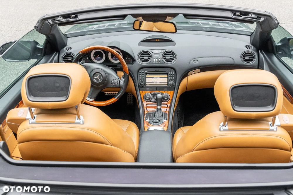 Mercedes-Benz SL 500 - 11