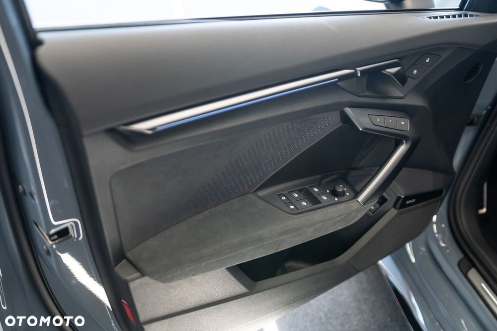 Audi RS3 Sportback - 14