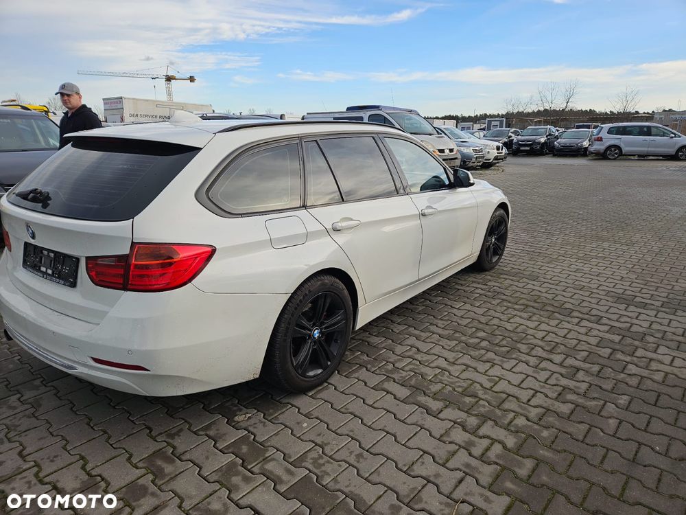 BMW Seria 3 - 12