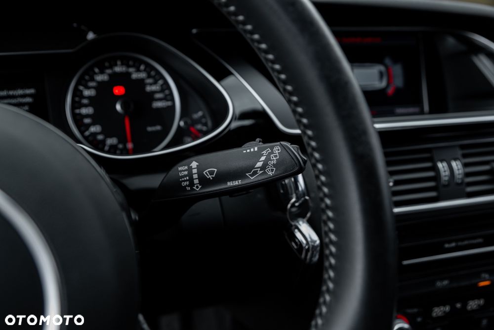 Audi A4 Avant 3.0 TDI DPF quattro S tronic S line Sportpaket - 36